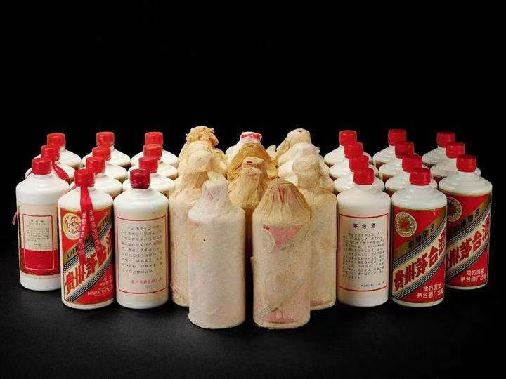 建水老酒回收上门哪里回收(附近上门回收茅台酒）?